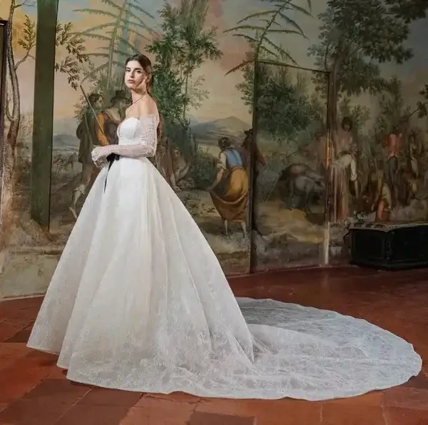 Monique Lhuillier