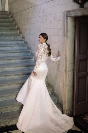 Monique Lhuillier India #2 thumbnail
